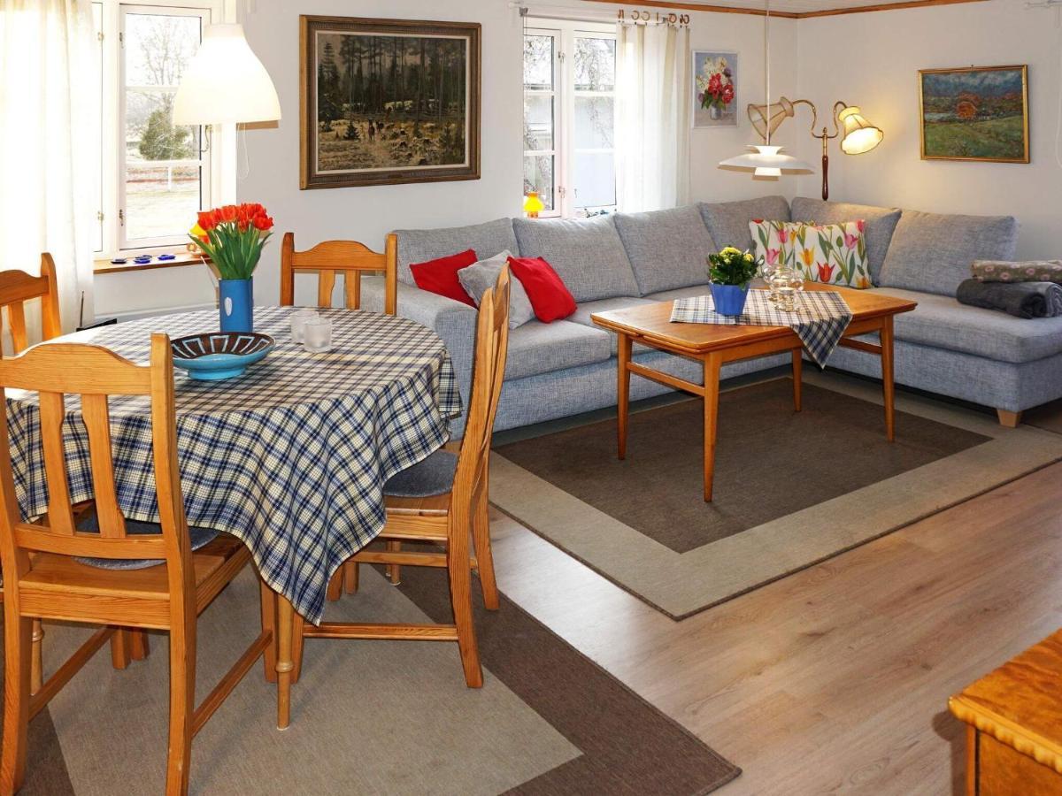 6 Person Holiday Home In Alsterbro Kattilstorp ภายนอก รูปภาพ